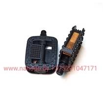 Педали для велосипеда пластмассовые (GW-15018-17)